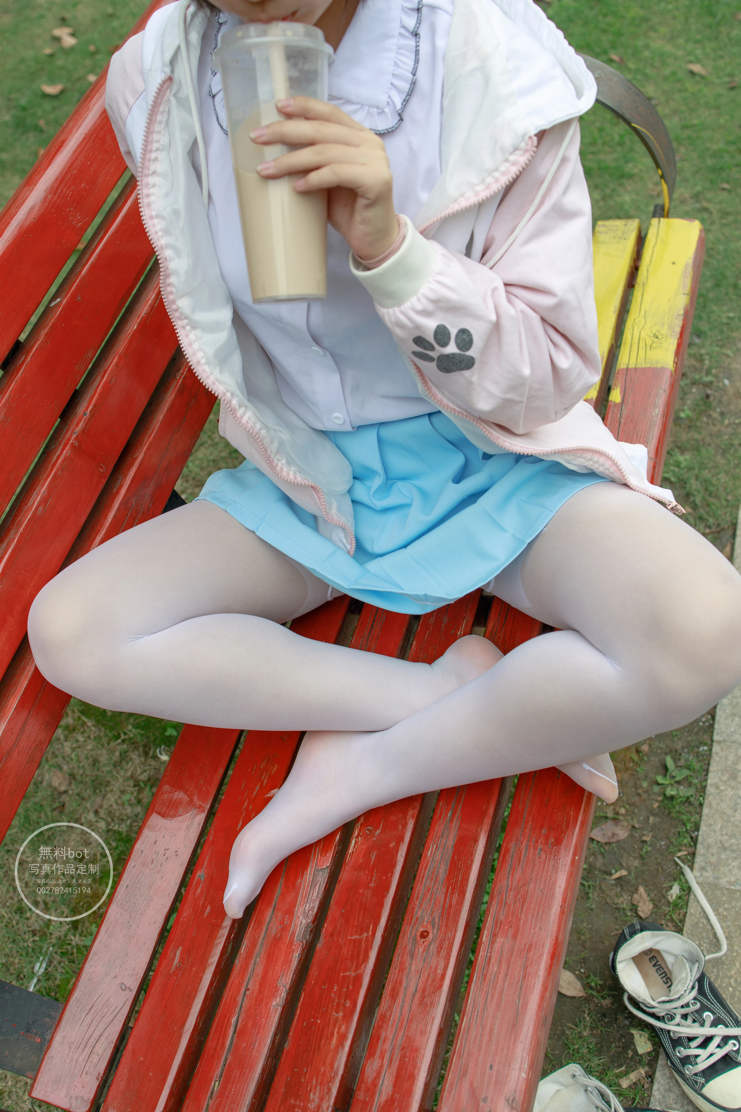 森萝财团 有料005  小茵 公园白丝 [68P]插图2